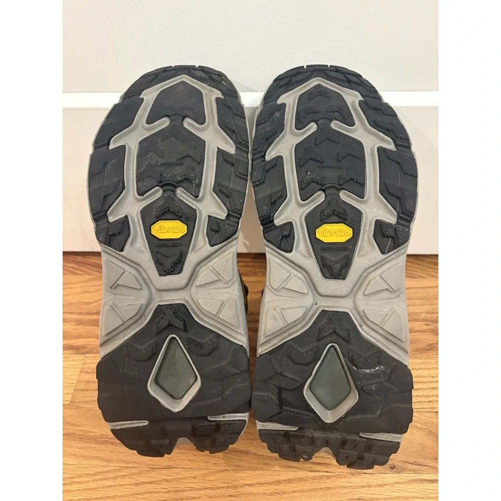 Hoka One One Men's Kaha 2 Low Gore-Tex Thyme Radiant Yellow Sneakers Size 11 D